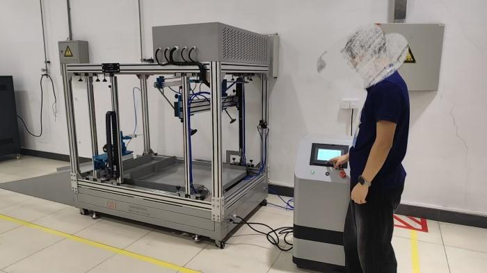 电动轮椅车制动器疲劳试验机：上海程斯助力广州XX单位，上门培训圆满开展